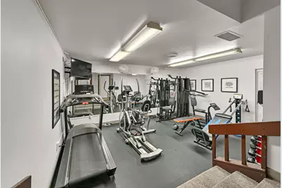 6100 W Stonehedge Dr #347, Greenfield, WI 53220 - Photo 29