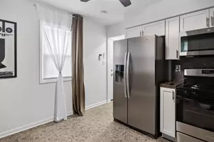 5410 N 54th St, Milwaukee, WI 53218 - Photo 11