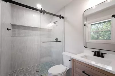 7942 S 66th St, Franklin, WI 53132 - Photo 33