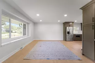 7942 S 66th St, Franklin, WI 53132 - Photo 5
