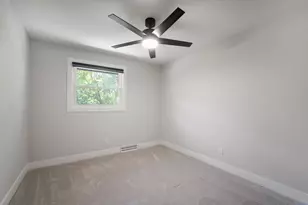7942 S 66th St, Franklin, WI 53132 - Photo 27