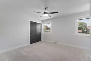 7942 S 66th St, Franklin, WI 53132 - Photo 25