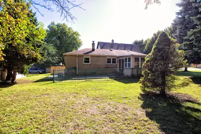 3262 S Whitnall Ave, Milwaukee, WI 53207 - Photo 29