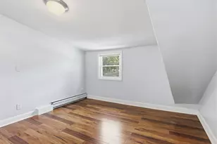 4858 N Iroquois Ave, Glendale, WI 53217 - Photo 21