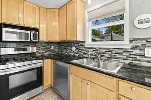 4858 N Iroquois Ave, Glendale, WI 53217 - Photo 5