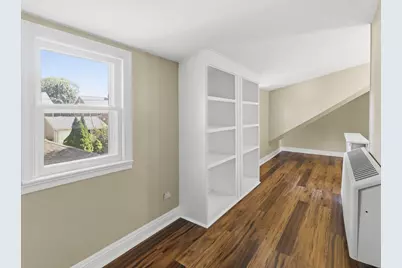 4858 N Iroquois Ave, Glendale, WI 53217 - Photo 25
