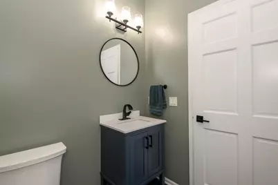 1887  Wayside Dr, Hartford, WI 53027 - Photo 15