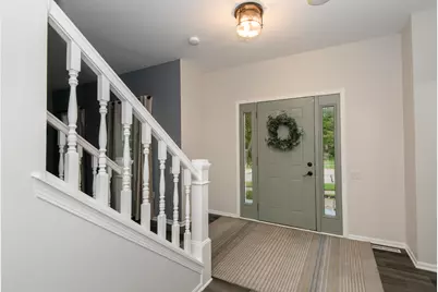 1887  Wayside Dr, Hartford, WI 53027 - Photo 3