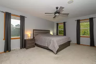 1887 Wayside Dr, Hartford, WI 53027 - Photo 21