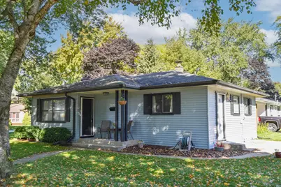 N40W6548  Jackson St, Cedarburg, WI 53012 - Photo 1