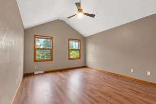 2615 Faringdon Ct, Waukesha, WI 53188 - Photo 13