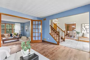 2615 Faringdon Ct, Waukesha, WI 53188 - Photo 11