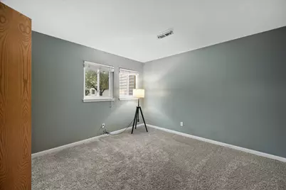 779 W Puetz Rd, Oak Creek, WI 53154 - Photo 21