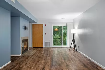 779 W Puetz Rd, Oak Creek, WI 53154 - Photo 9