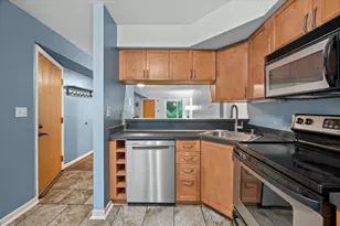 779 W Puetz Rd, Oak Creek, WI 53154 - Photo 11