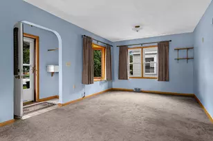 2320 Madison St, La Crosse, WI 54601 - Photo 3