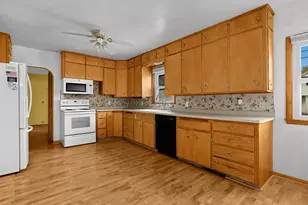 2320 Madison St, La Crosse, WI 54601 - Photo 5