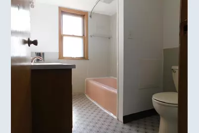 3002 N 70th St #3004, Milwaukee, WI 53210 - Photo 9