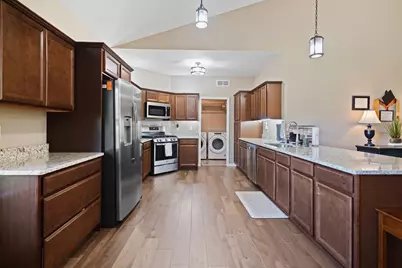 6727  105 St, Pleasant Prairie, WI 53158 - Photo 5