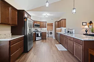 6727 105th St, Pleasant Prairie, WI 53158 - Photo 5