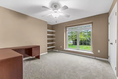 8361 S 44th St, Franklin, WI 53132 - Photo 15