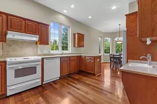 8361 S 44th St, Franklin, WI 53132 - Photo 3