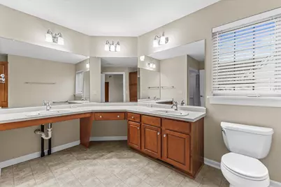 8361 S 44th St, Franklin, WI 53132 - Photo 13