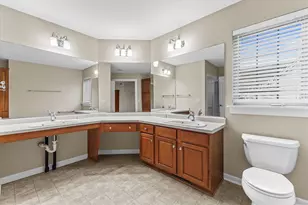 8361 S 44th St, Franklin, WI 53132 - Photo 13