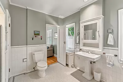 2841 N Lake Dr #2, Milwaukee, WI 53211 - Photo 37