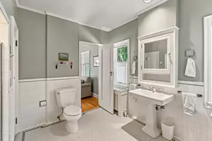 2841 N Lake Dr, Milwaukee, WI 53211 - Photo 37