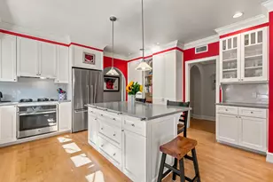 2841 N Lake Dr, Milwaukee, WI 53211 - Photo 27