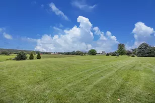 S84W33185 Brown Bear Ln, Mukwonago, WI 53149 - Photo 69