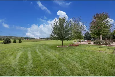 S84W33185  Brown Bear Ln, Mukwonago, WI 53149 - Photo 65