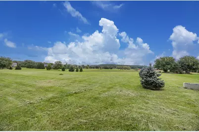 S84W33185  Brown Bear Ln, Mukwonago, WI 53149 - Photo 73