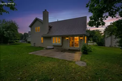 4110 W Carpenter Ave, Greenfield, WI 53221 - Photo 3