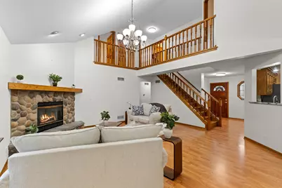 4110 W Carpenter Ave, Greenfield, WI 53221 - Photo 11