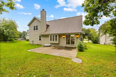 4110 W Carpenter Ave, Greenfield, WI 53221 - Photo 29