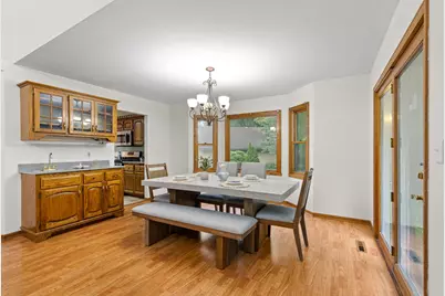 4110 W Carpenter Ave, Greenfield, WI 53221 - Photo 13