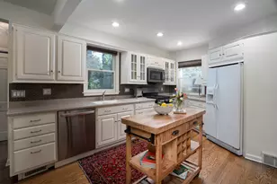2630 N 88th St, Wauwatosa, WI 53226 - Photo 11