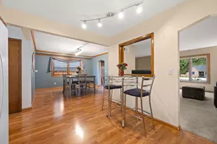 9322 W Cold Spring Rd, Greenfield, WI 53228 - Photo 7