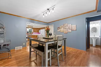 9322 W Cold Spring Rd, Greenfield, WI 53228 - Photo 11