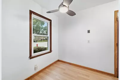 3171 S 48th St, Milwaukee, WI 53219 - Photo 15