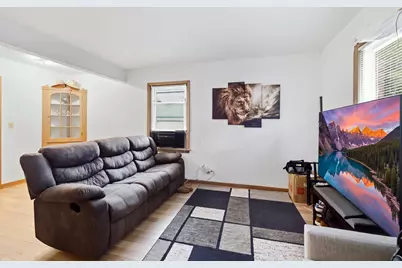 3171 S 48th St, Milwaukee, WI 53219 - Photo 5