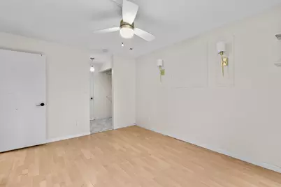 5200 S Tuckaway Blvd #224, Greenfield, WI 53221 - Photo 21