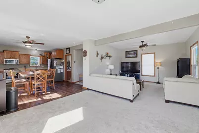 717  Madison Ave, Howards Grove, WI 53083 - Photo 9