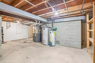 8480 W Edgerton Ave, Greendale, WI 53129 - Photo 61