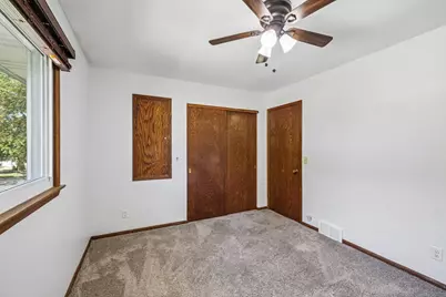 724  Cloute St, Fort Atkinson, WI 53538 - Photo 23