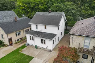 8419 Stickney Ave, Wauwatosa, WI 53226 - Photo 29