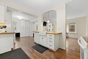 8419 Stickney Ave, Wauwatosa, WI 53226 - Photo 11