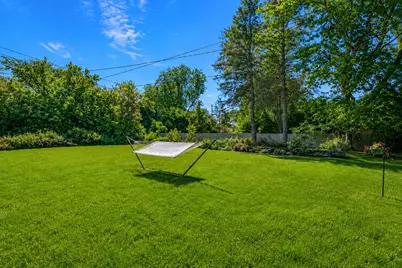 7414 N Crossway Rd, Fox Point, WI 53217 - Photo 25